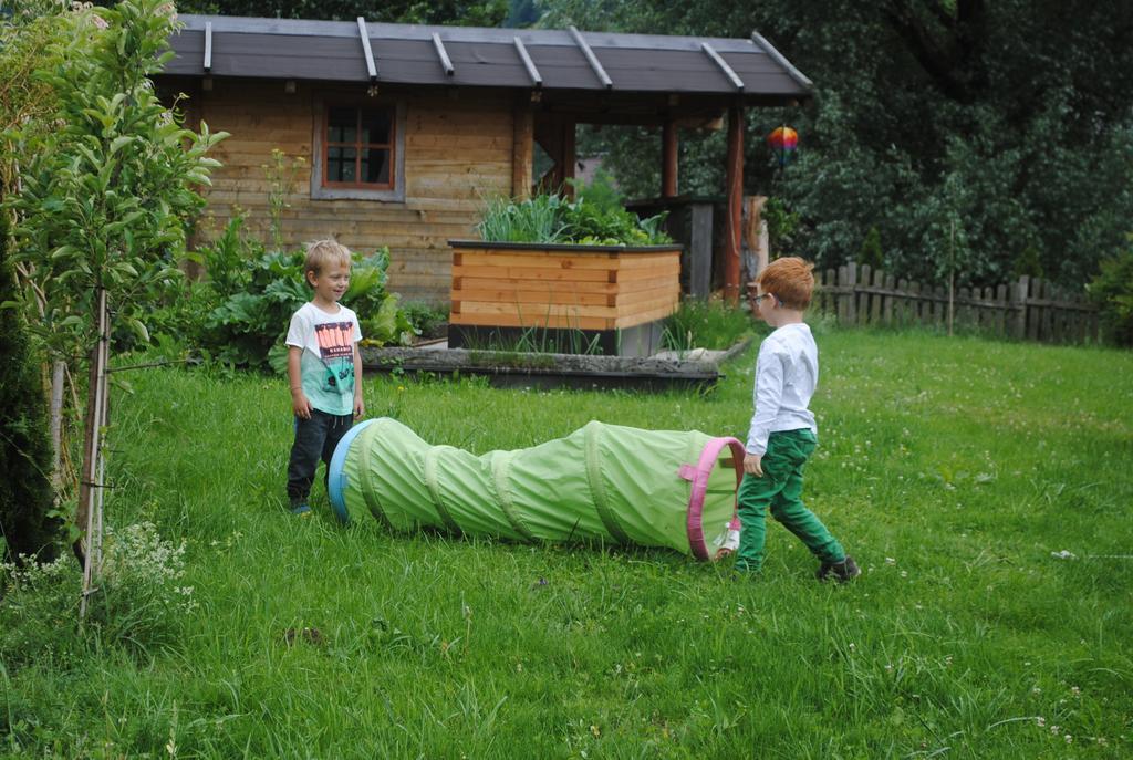 Familien-bauernhof Neumoar *