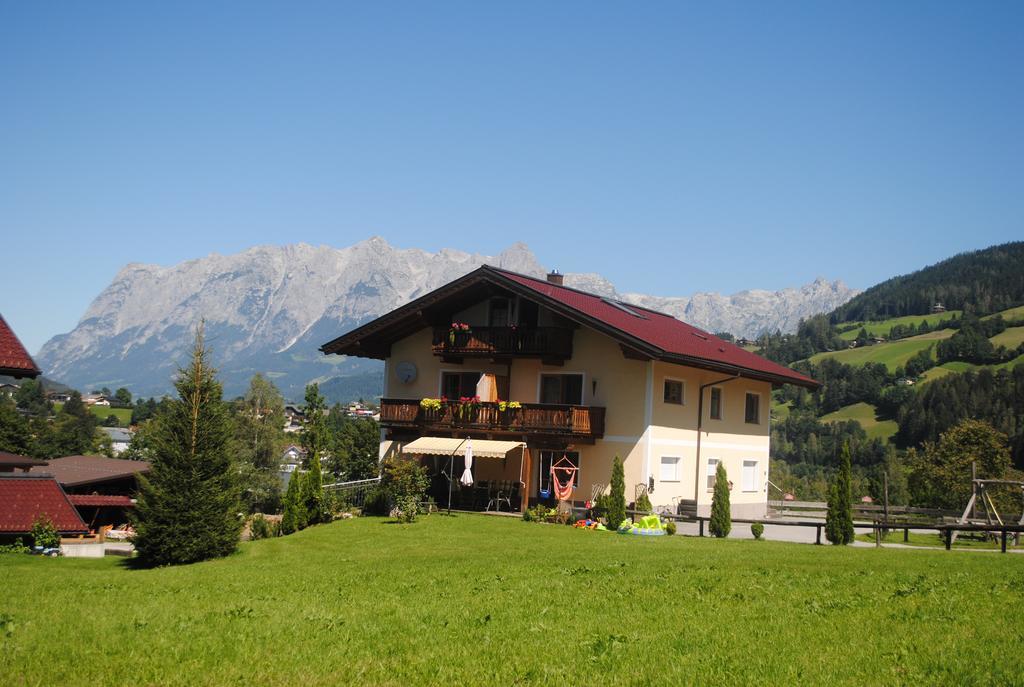 Familien-bauernhof Neumoar Apartment