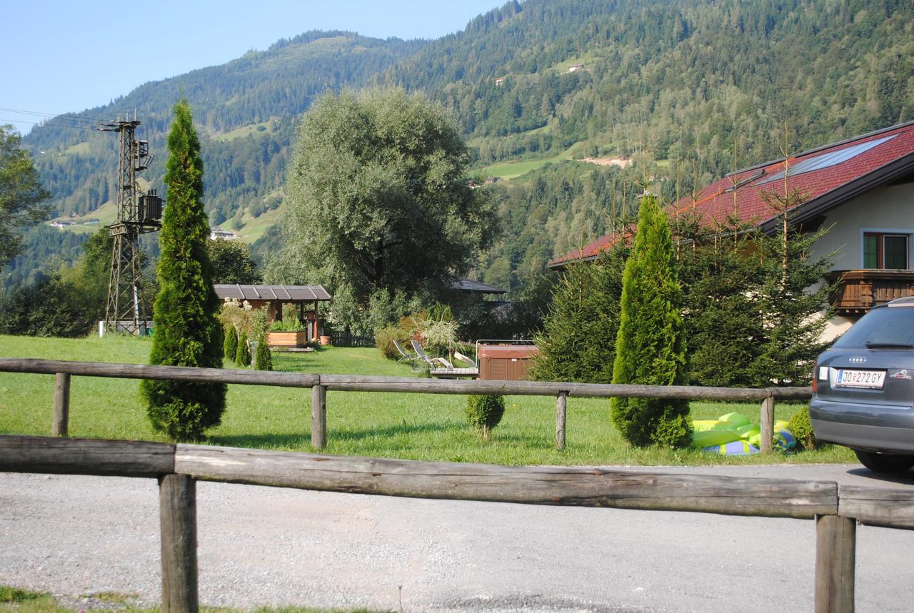 Familien-bauernhof Neumoar Apartment *